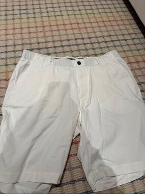 White Under Armor Under Armor Golf Shorts